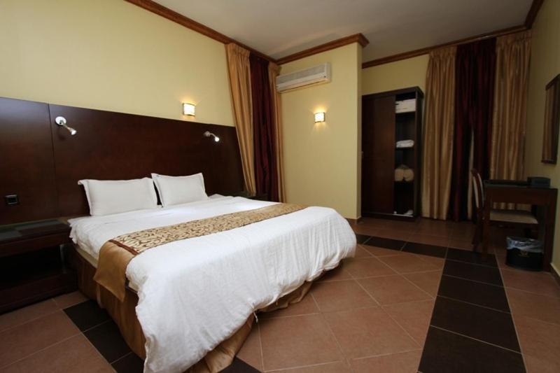 Raoum Inn Arar Room photo