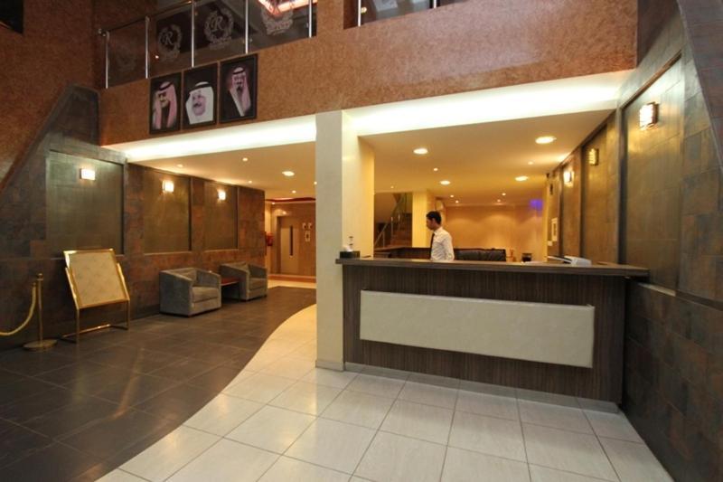 Raoum Inn Arar Exterior photo